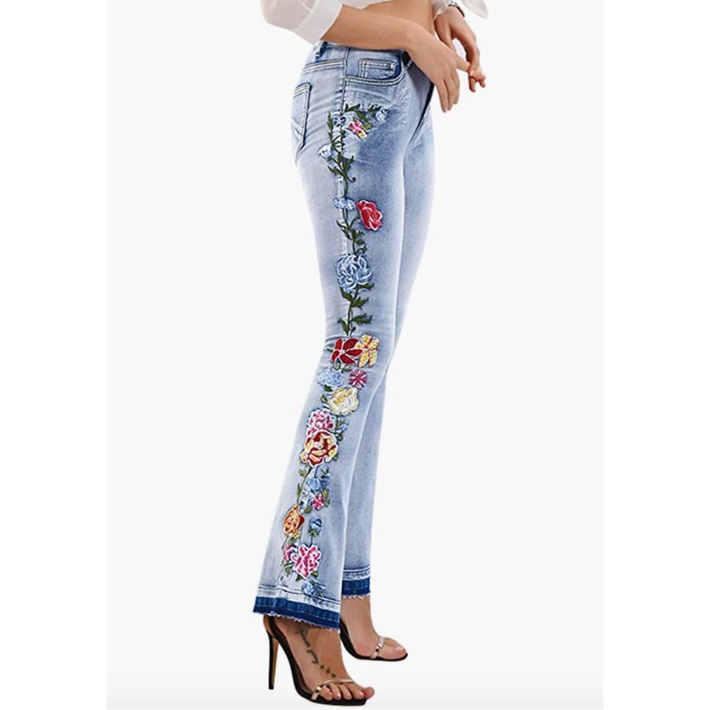 Light Wash Floral Embroidered‎ Patch High Waisted Flare Bell Bottom Denim Jeans - Picture 8 of 8